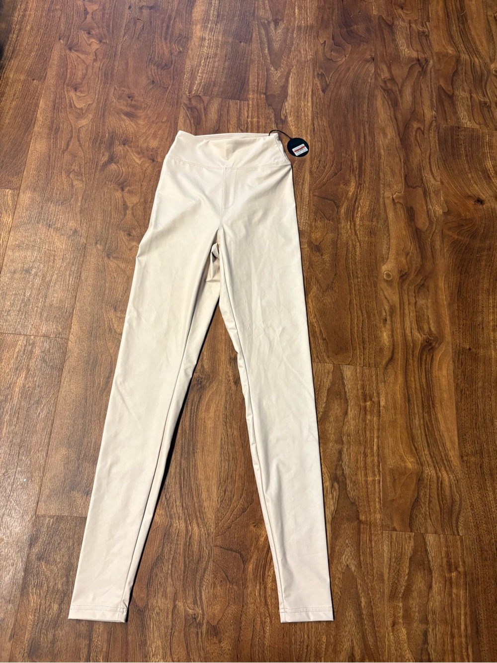 NWT Aerie OFFLINE Real Luxe Faux Leather High Rise Leggings Cream XS
